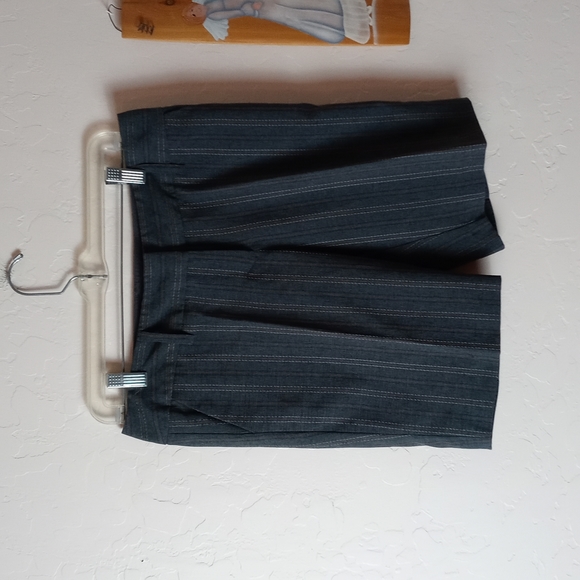 Girl Xpress Boyfriend Shorts - Picture 1 of 5